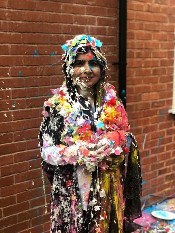Una de las fotografías que la propia Malala compartió en sus redes sociales para celebrar su graduación en la Universidad de Oxford, donde obtuvo una licenciatura en Filosofía, Política y Economía, en 2020