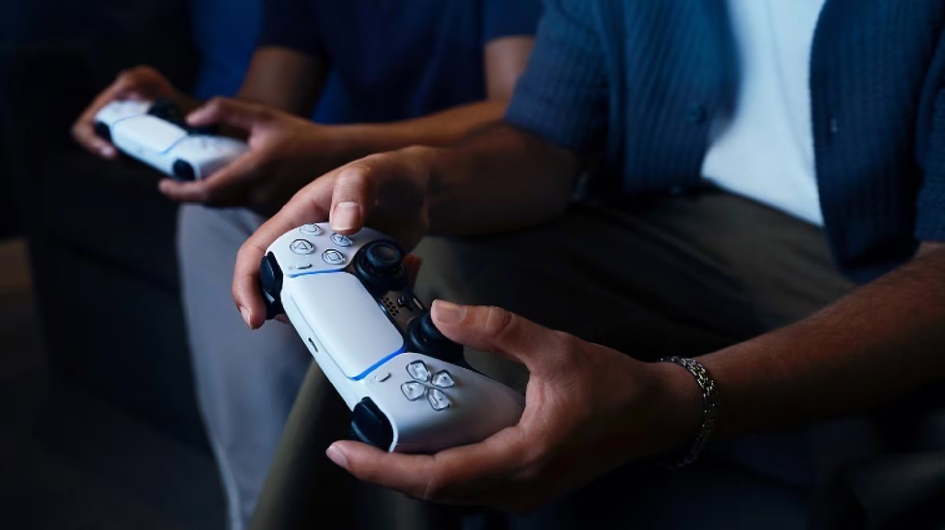 Fuera de la cancha, Mbappé y Hakimi siguen conectados por su afición a los videojuegos y las vacaciones compartidas. (Europa Press)