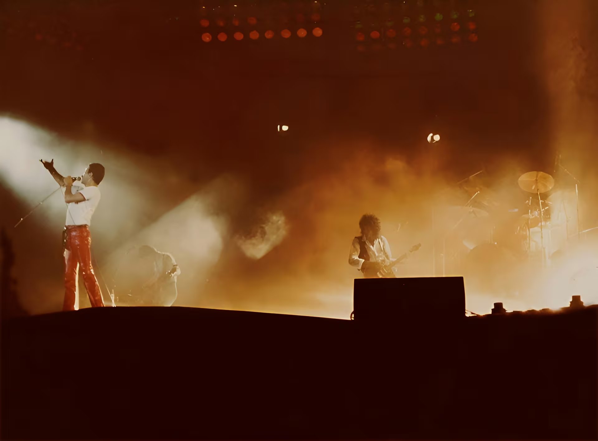 Queen en el estadio de Rosario Central de 1981. Una foto analógica que tomó el propio Carlos Scolari. 