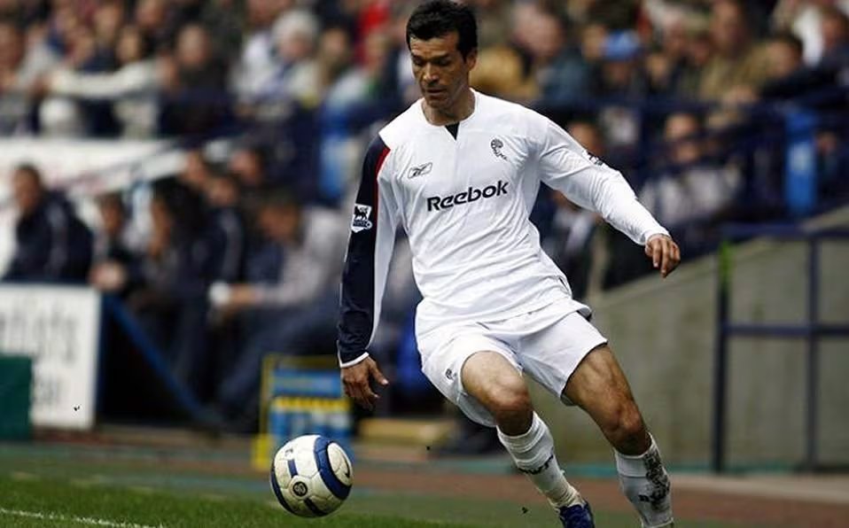 Jared Borgetti se conviertió en 2005 en el primer mexicano en la Premier League con el Bolton Wanderers. (Foto de archivo)
