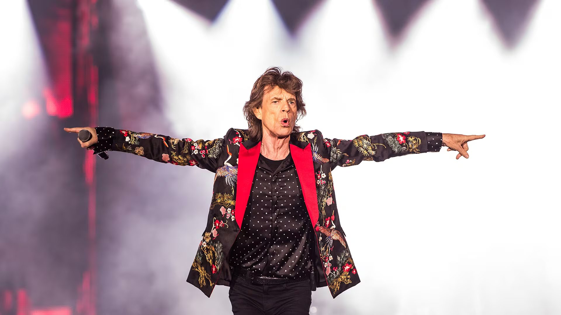 Jagger establece límites claros al alcohol y las drogas para preservar su salud y su capacidad de actuar (Photo by Brian Rasic/WireImage)