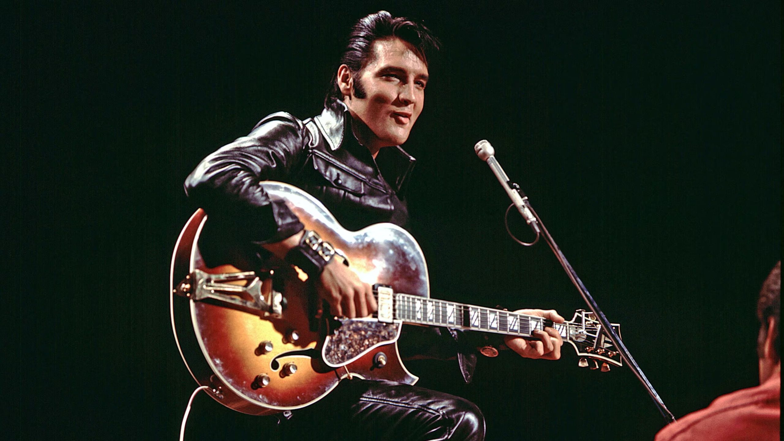 El líder de los Rolling Stones recordó que el ex Beatle le sugirió mantener distancia con figuras admiradas y citó como ejemplo al propio Presley - Reuters