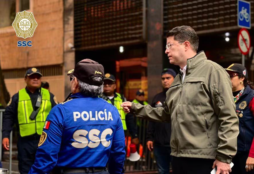La dependencia informa en su cuenta de X que el secretario Pablo Vázquez Camacho recorre los puntos de revisión para garantizar el paso peatonal y verificar los cierres vehiculares previstos para hoy 5 de julio