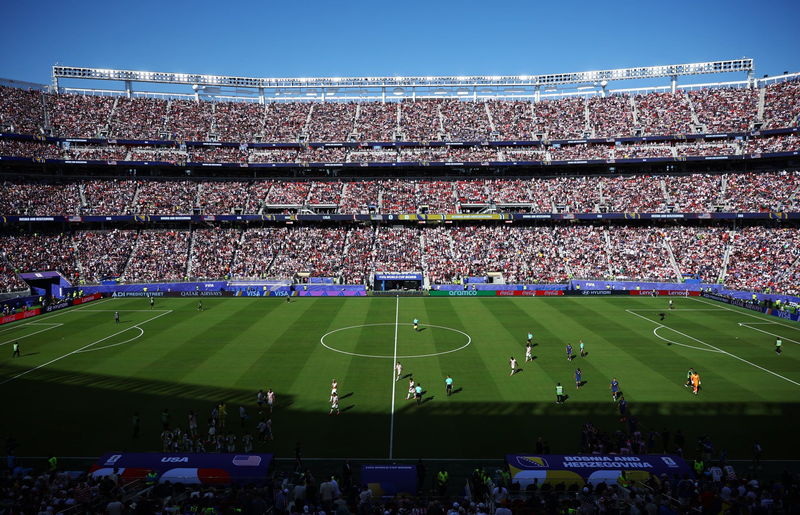 Vancouver, Los Ángeles y Filadelfia eligieron un sistema de alfombra, mientras 14 estadios del Mundial 2026 recibieron césped transportado cultivado sobre plástico (REUTERS/Pedro Nunes)