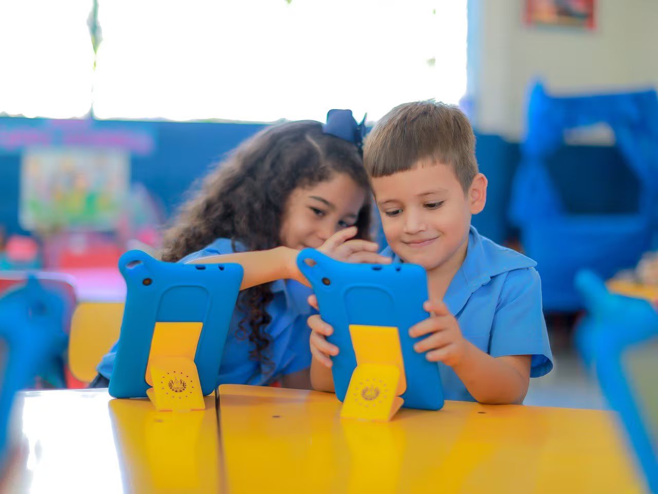 (Foto cortesía en la red social X del Ministerio de Educación)