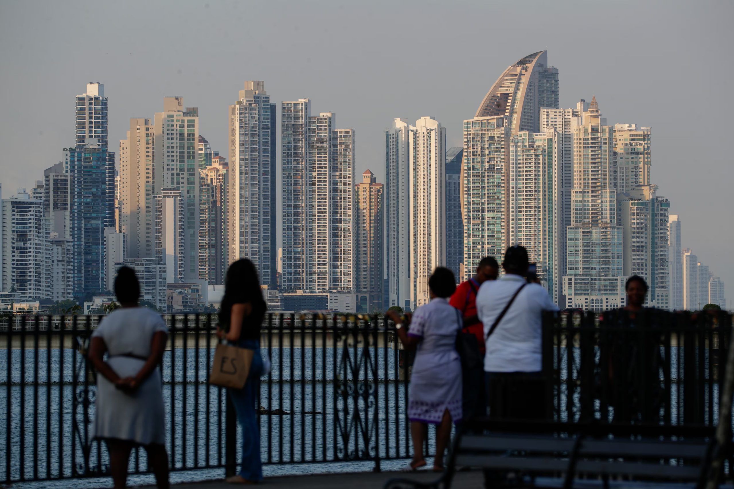 Cada visitante permaneció en promedio ocho días en Panamá y realizó un gasto cercano a los 2,051 dólares durante su estadía, según la Autoridad de Turismo de Panamá. EFE/ Bienvenido Velasco
