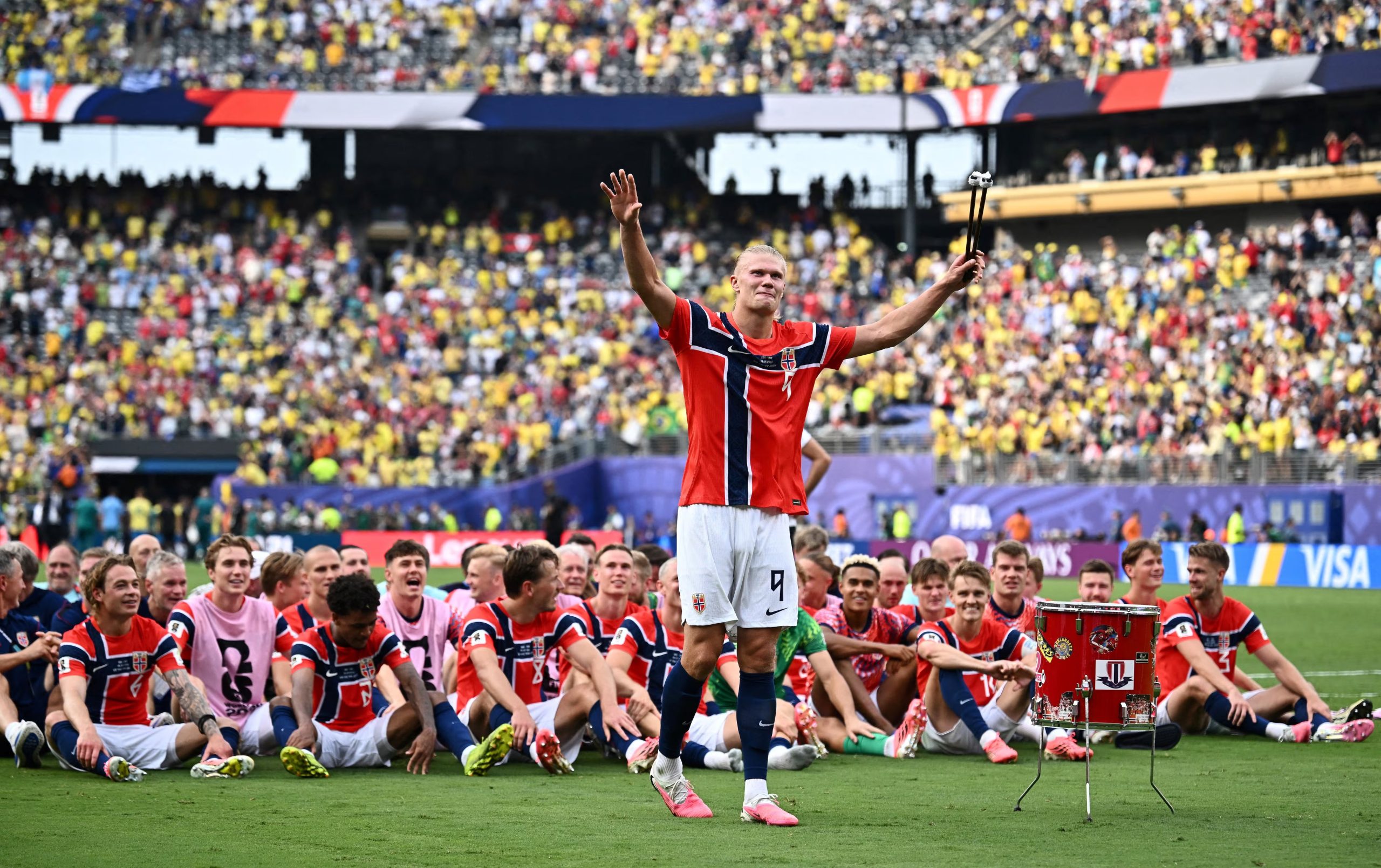El 9 noruego es una de las grandes figuras del Mundial (REUTERS/Dylan Martinez)