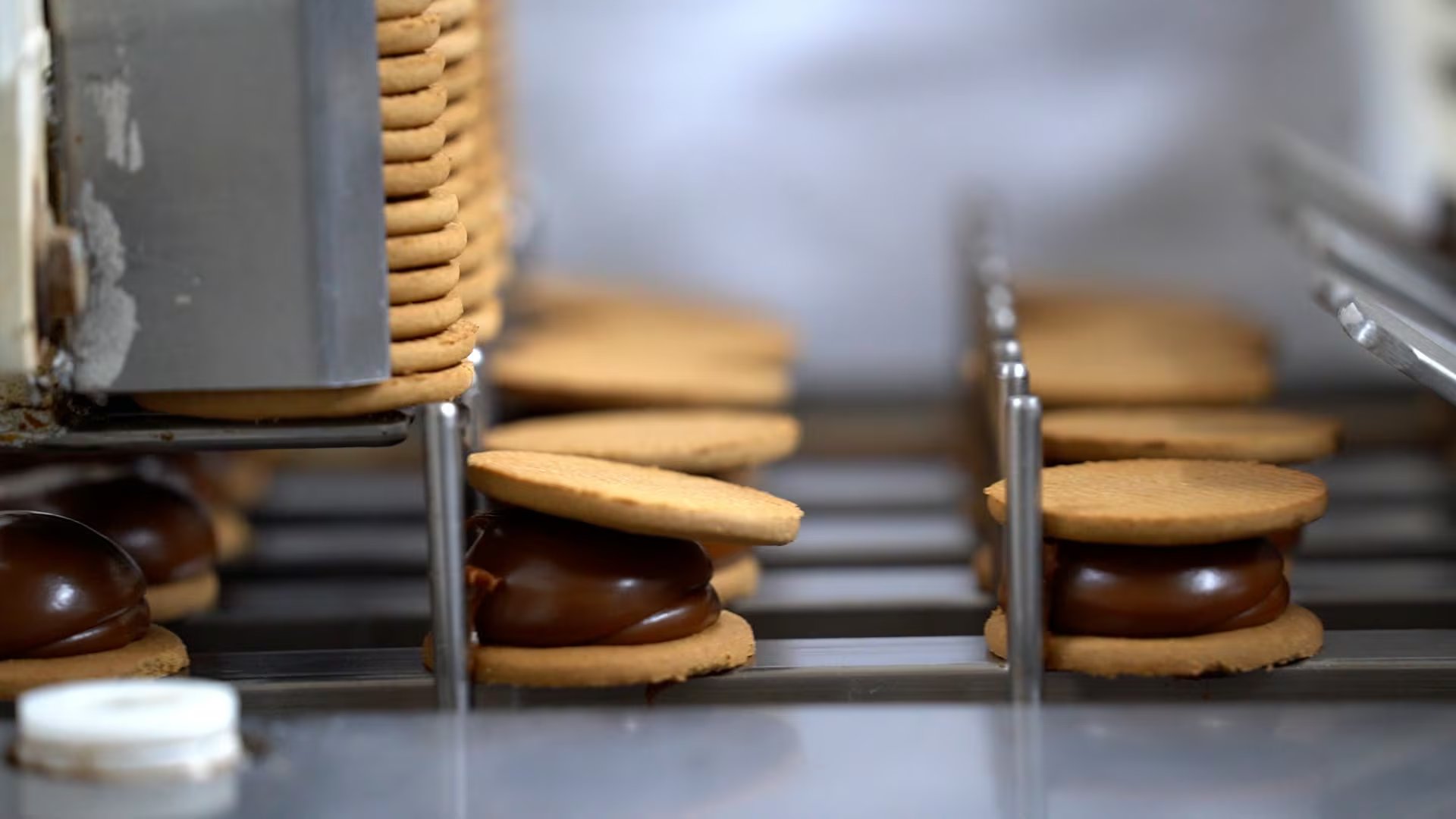 La industria del alfajor encadena dos años consecutivos al alza y las principales empresas del sector aceleraron su producción para responder a una demanda creciente
