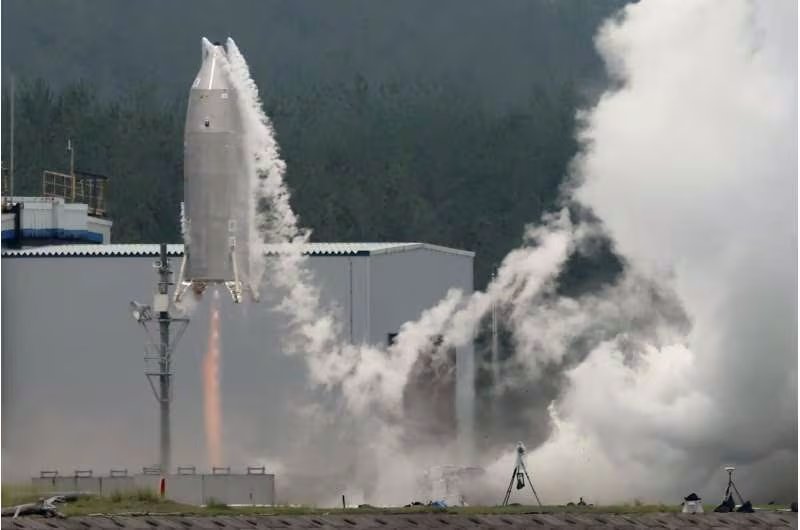 El Centro de Pruebas Noshiro en Akita concentra el ensayo que marca un avance japonés en tecnologías de recuperación de cohetes (AP)