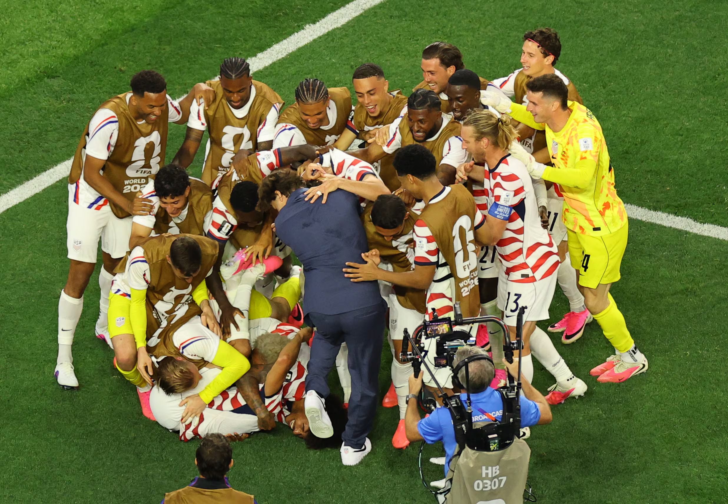 Estados Unidos enfrentará a Bosnia-Herzegovina en dieciseisavos de la Copa Mundial de la FIFA 2026 y un posible cruce con Bélgica o Senegal aparece como la siguiente gran exigencia (REUTERS/Daniel Cole)