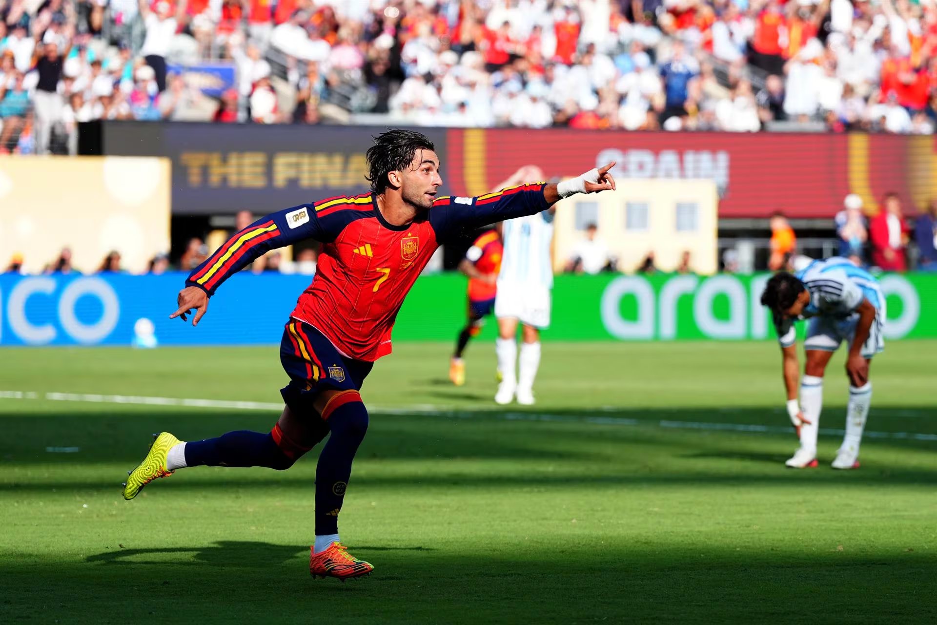 Ferrán Torres celebra su gol contra Argentina en la final del Mundial. (Europa Press)