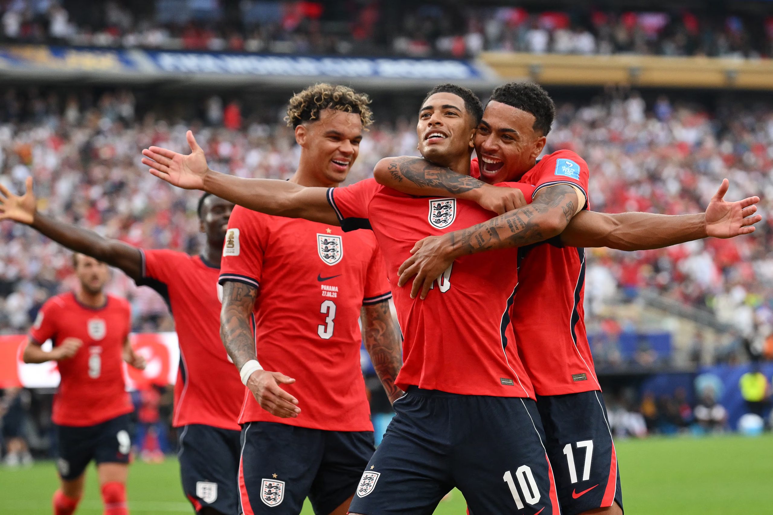 Jude Bellingham es el jugador más joven en llegar a 50 partidos con Inglaterra, con 22 años y 359 días, superando el récord de Wayne Rooney.(ANGELA WEISS / AFP)