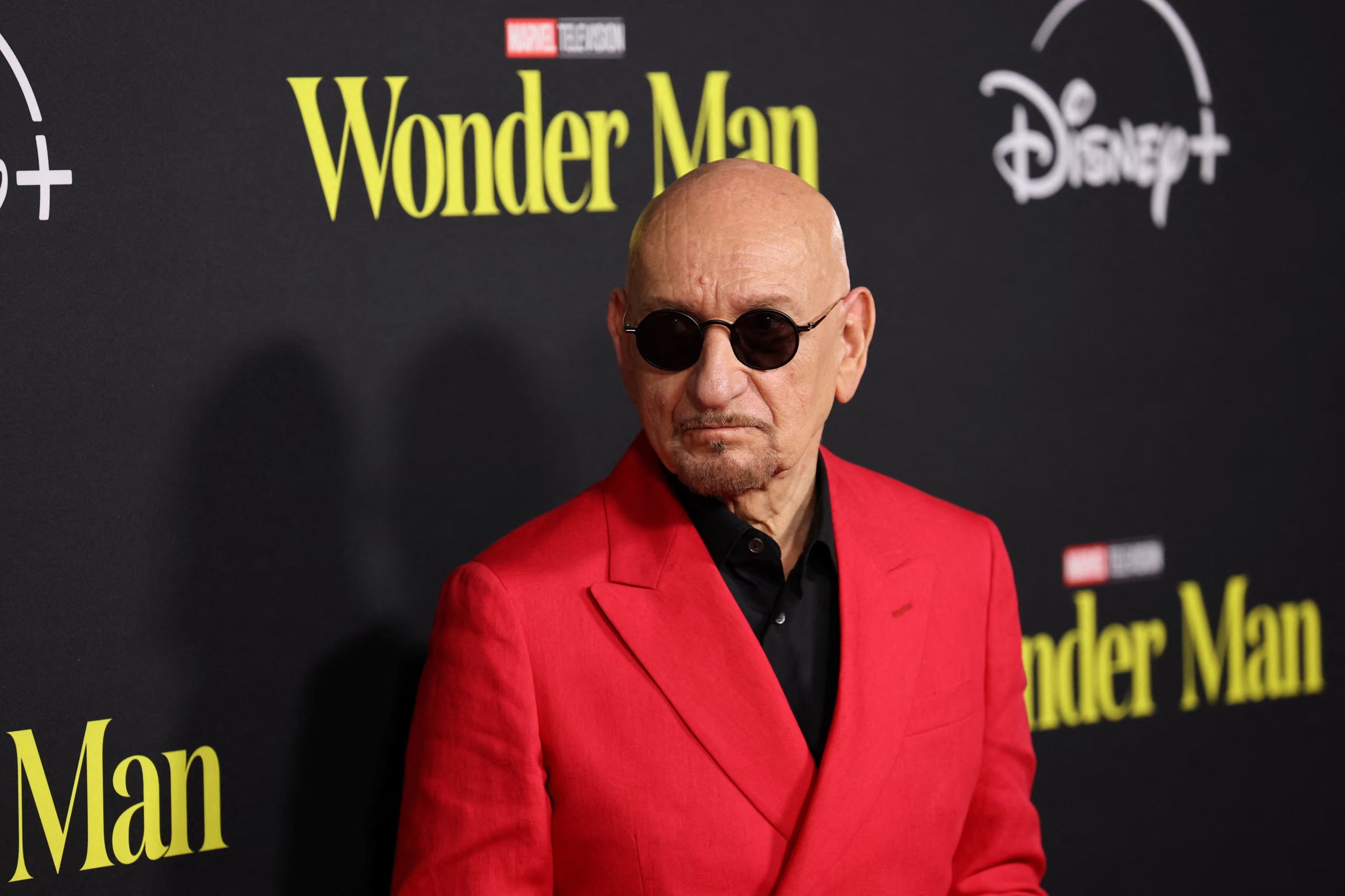 Ben Kingsley mantiene una agenda activa en cine y producción, con nuevos proyectos y la promoción de Young Washington (REUTERS/Daniel Cole)