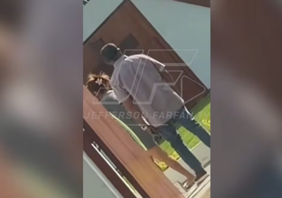Jefferson Farfán difunde nuevas imágenes sobre el caso de Magaly Medina y el trabajo comunitario. Captura: Jefferson Farfán Youtube.