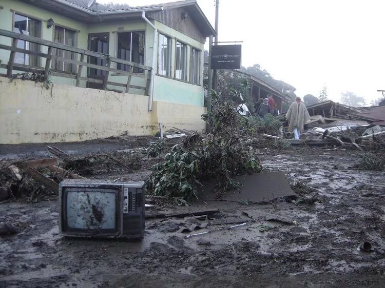 En 2010 ocurrió el sismo fuerte más reciente de Chile.
(Archivo Fotográfico y Digital de la Biblioteca Nacional de Chile)