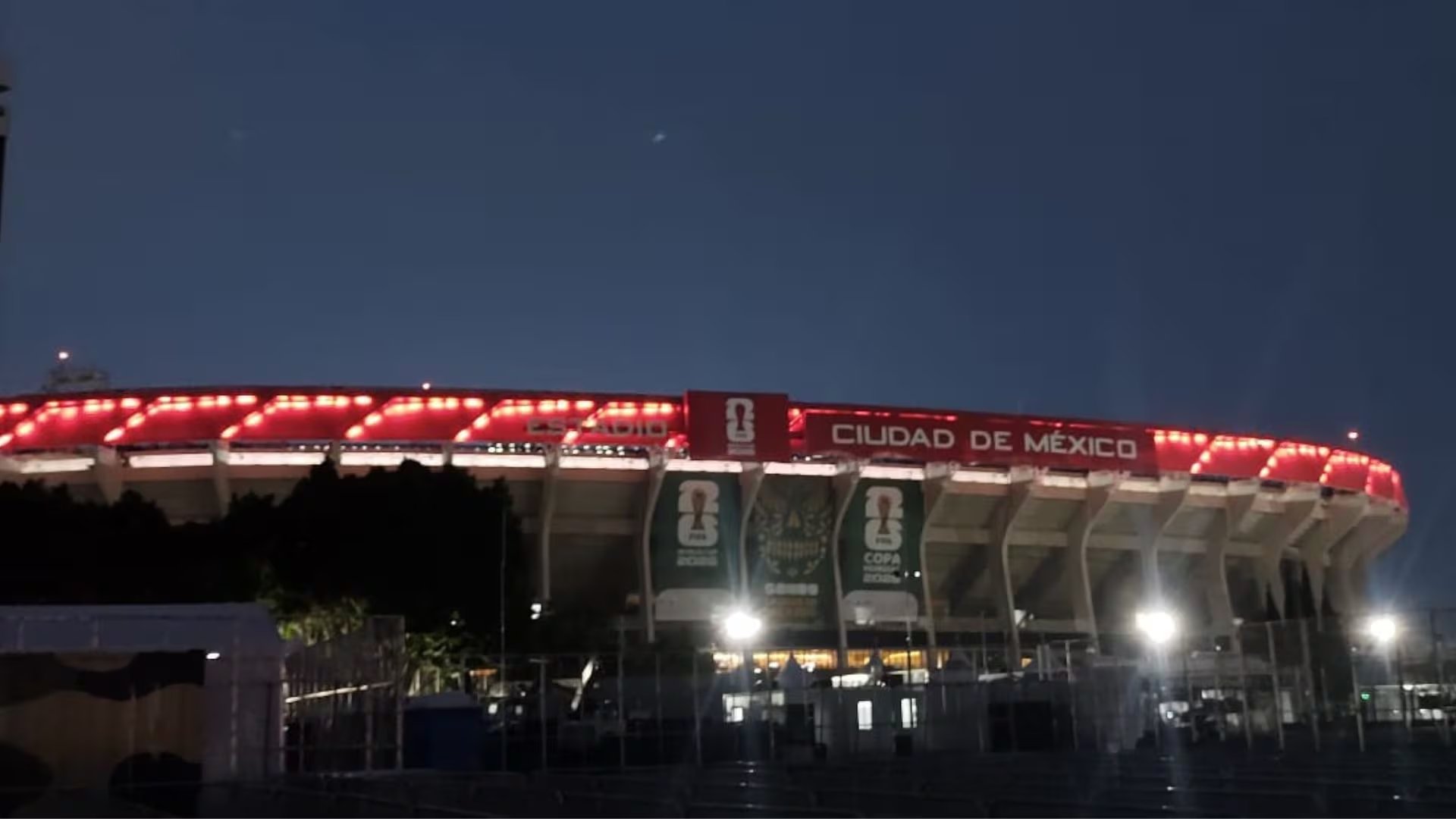 Las tormentas eléctricas de la temporada han afectado algunos de los partidos. (Luz Coello/ Infobae México)