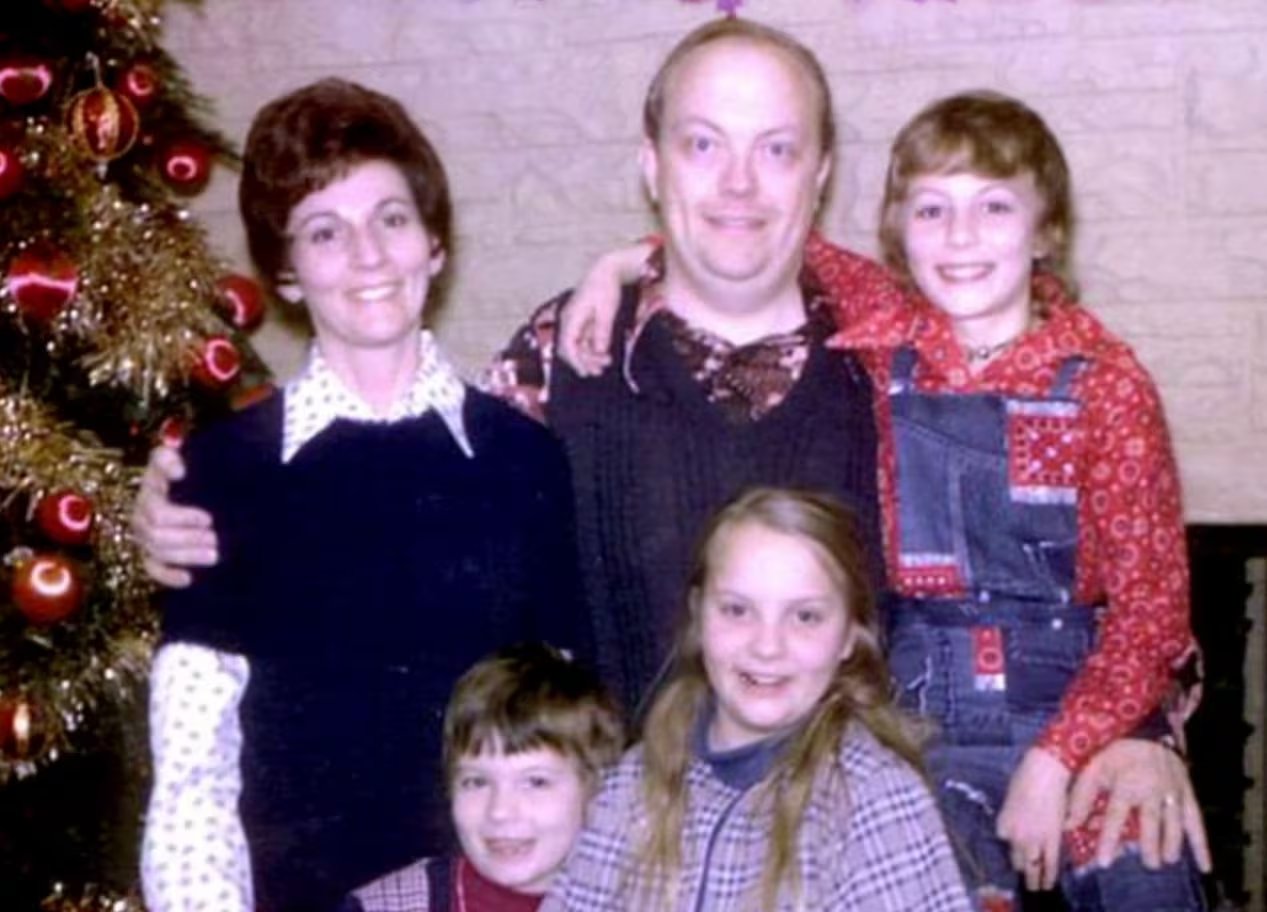 Fotografía de la familia Broberg en 'Abducted in Plain Sight'. (Netflix)