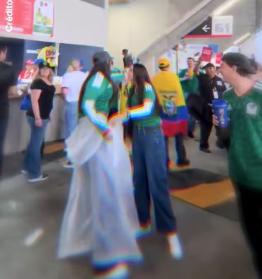 La viralización de nuevas imágenes desató una búsqueda digital y llamados para que se investigue el incidente ocurrido en el Estadio Ciudad de México.