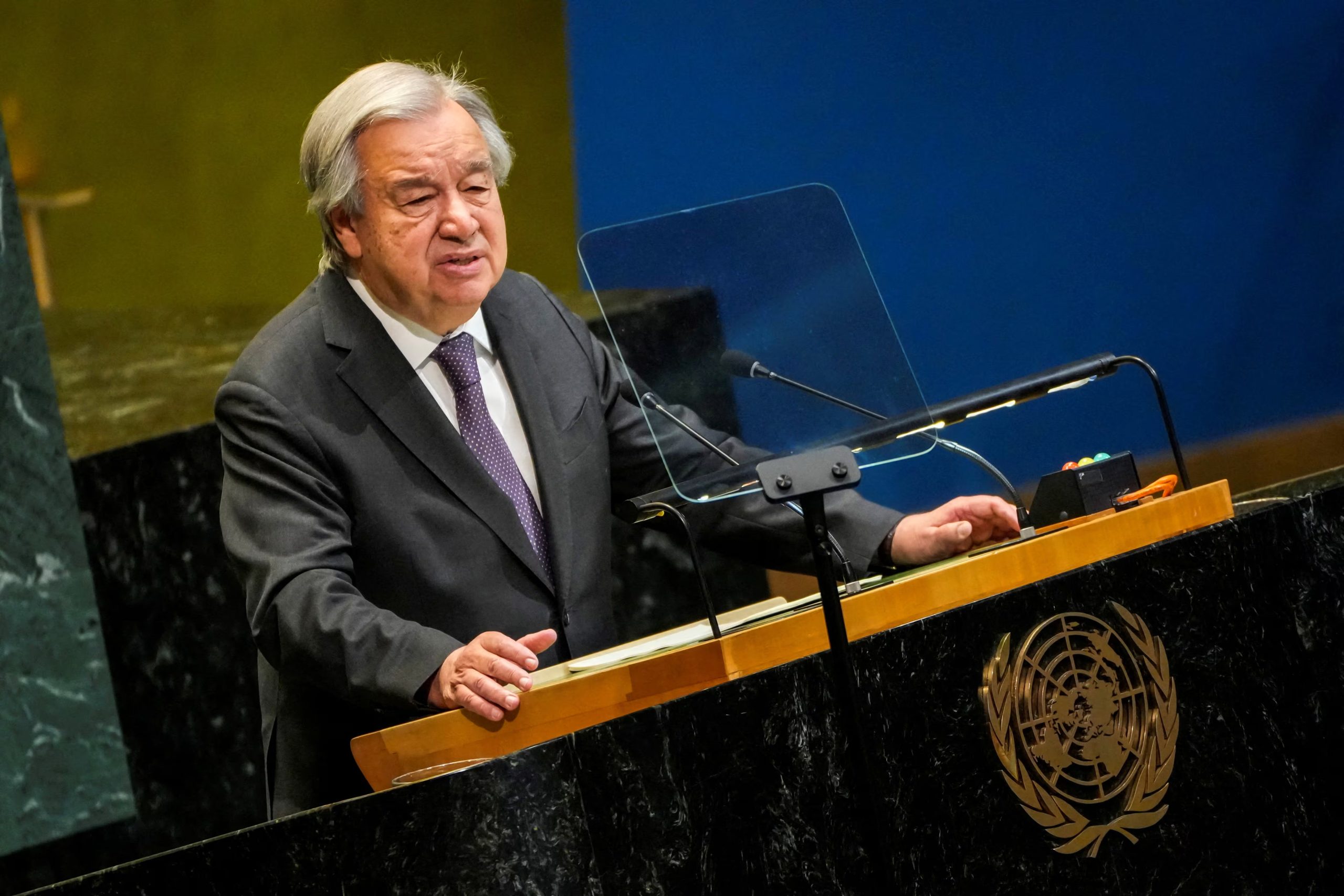 El secretario general de la Organización de las Naciones Unidas, António Guterres, advierte contra sistemas capaces de seleccionar y atacar objetivos sin control humano directo - REUTERS/Eduardo Munoz