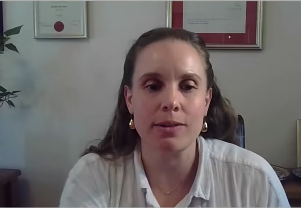 Lucía Magis-Weinberg advirtió que el uso constante de plataformas digitales provoca cambios en zonas del cerebro. (Imagen Ilustrativa Gobierno de México)