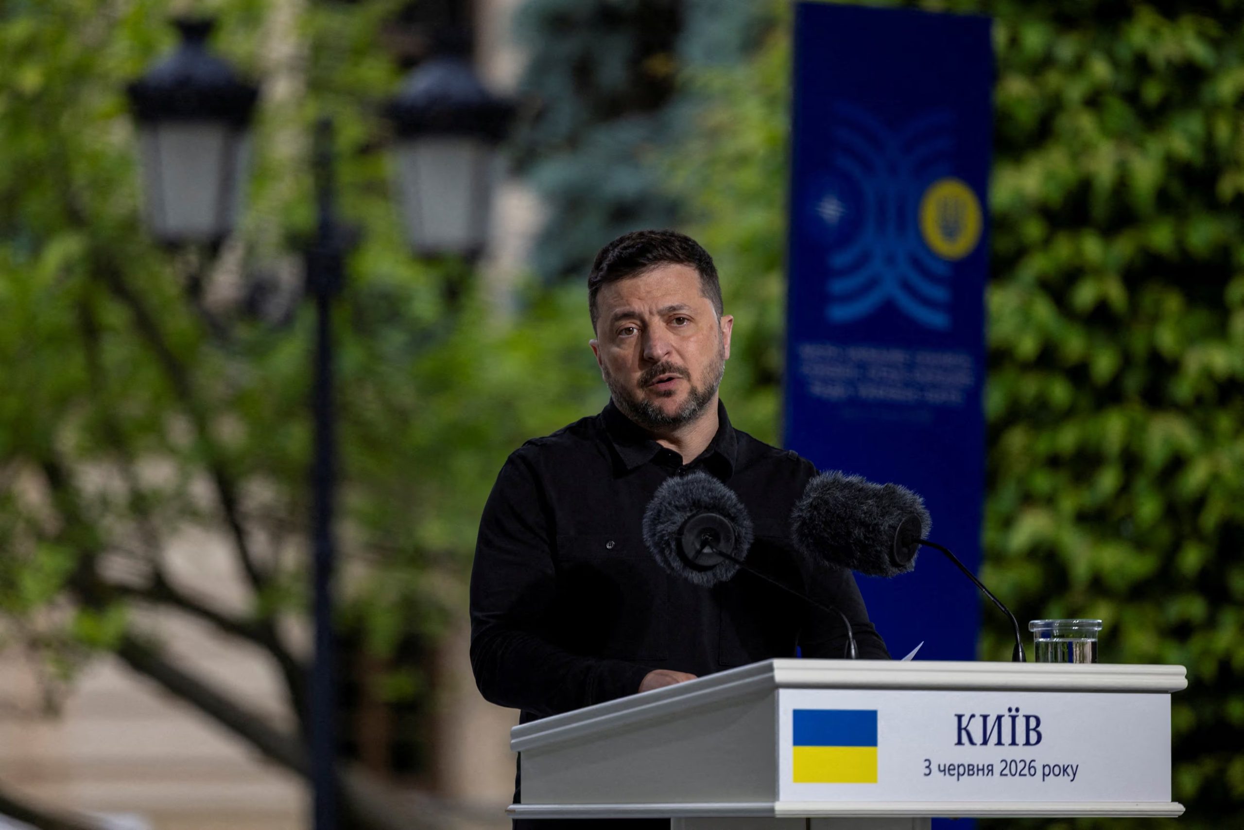 El presidente ucraniano Volodímir Zelensky, cuya campaña de ataques a distancia ha comenzado a fracturar el entorno más cercano del Kremlin. (REUTERS/Thomas Peter)