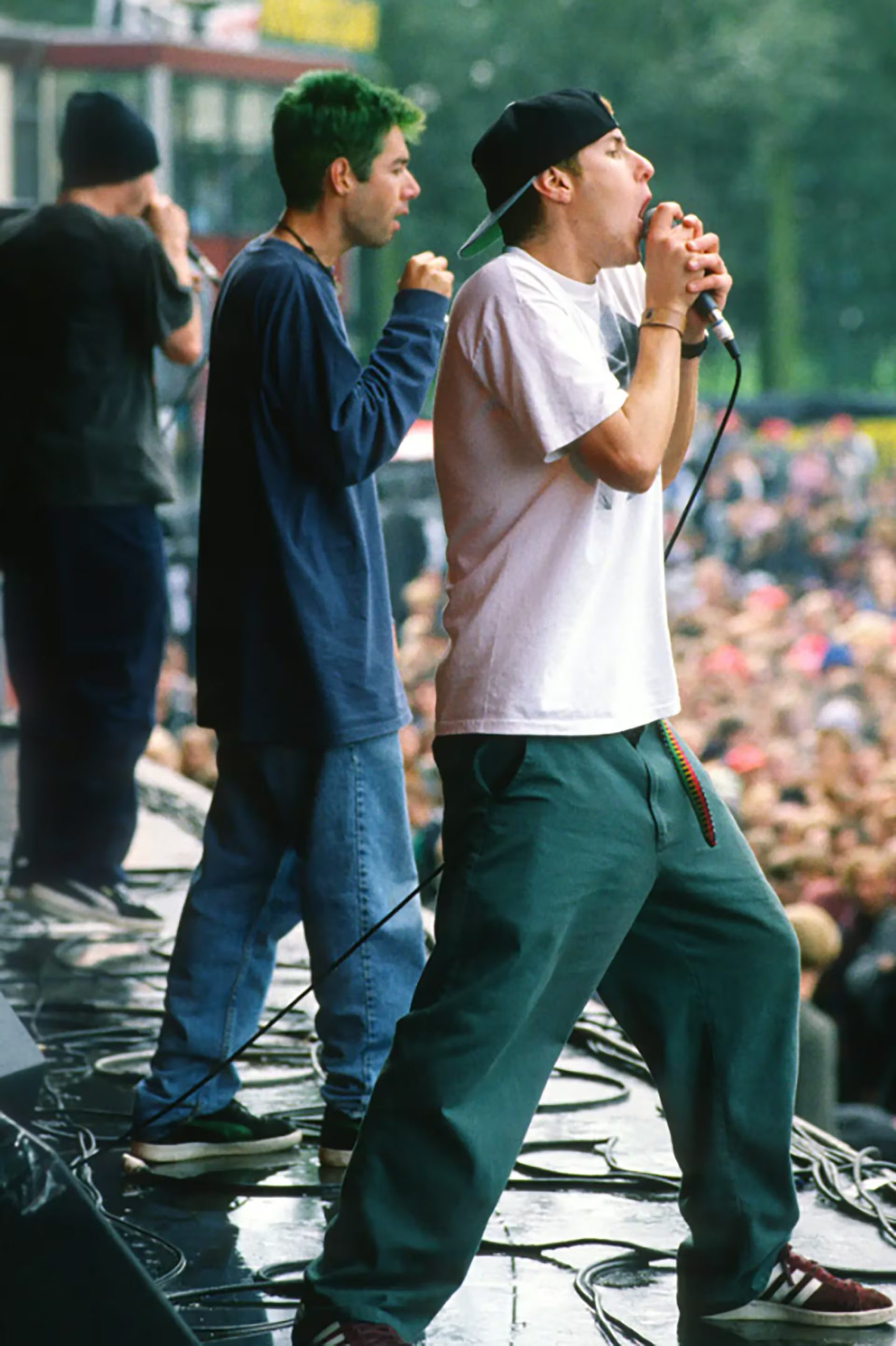 Como los Beastie Boys, (de izquierda a derecha) Horovitz, Yauch y Diamond fusionaron sus orígenes punk-rock con el rap y una dosis de sátira

