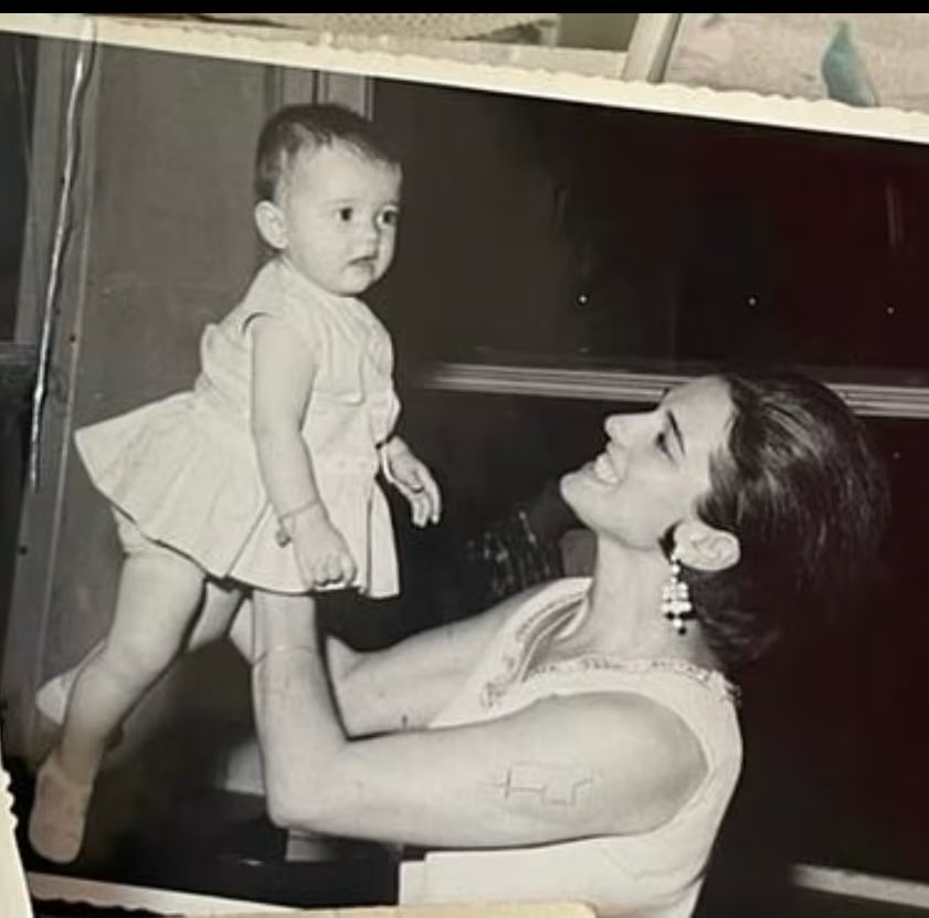 Araceli González recordó a su madre