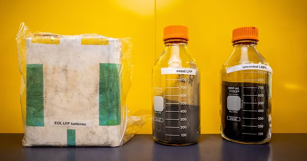 Ingenieros de la UC San Diego reciclan cátodos de baterías LFP usadas y los convierten en LMFP, un material con mayor densidad energética - Crédito: David Baillot/Escuela de Ingeniería Jacobs de la UC San Diego.