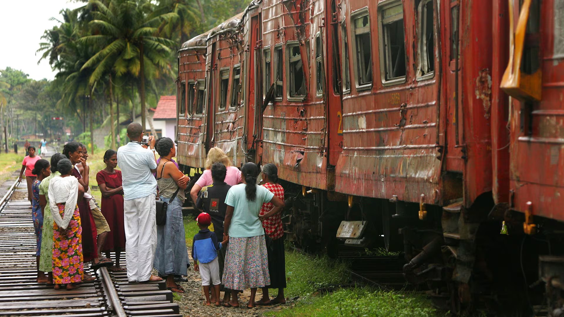 El accidente de tren de Sri Lanka dejó entre 1.200 y 1.700 muertos y quedó como el más grave en la historia ferroviaria mundial (Grosby)
