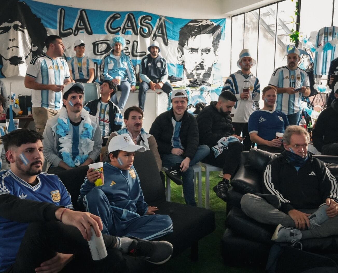 El grupo combina home office, reparto de tareas y reuniones durante los días de competencia de la selección argentina (Instagram)