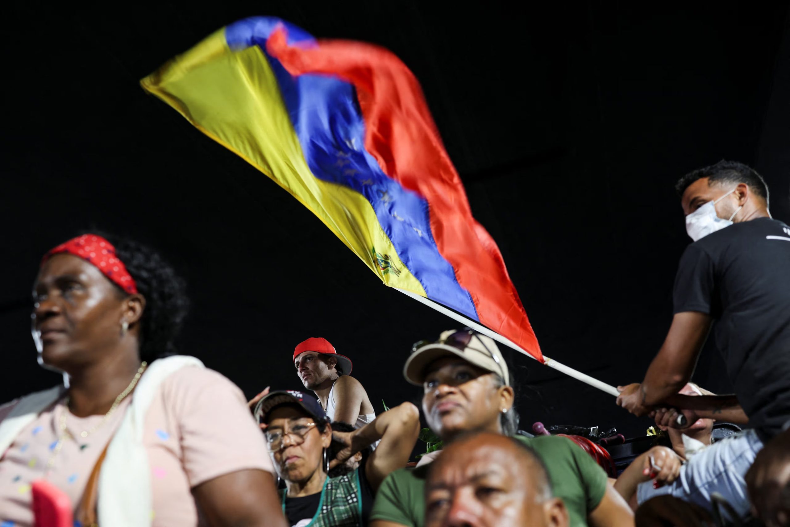 Mientras el buque navegaba hacia Venezuela, Cirion mantuvo la conectividad con rutas de emergencia terrestres. REUTERS/Pablo Sanhueza