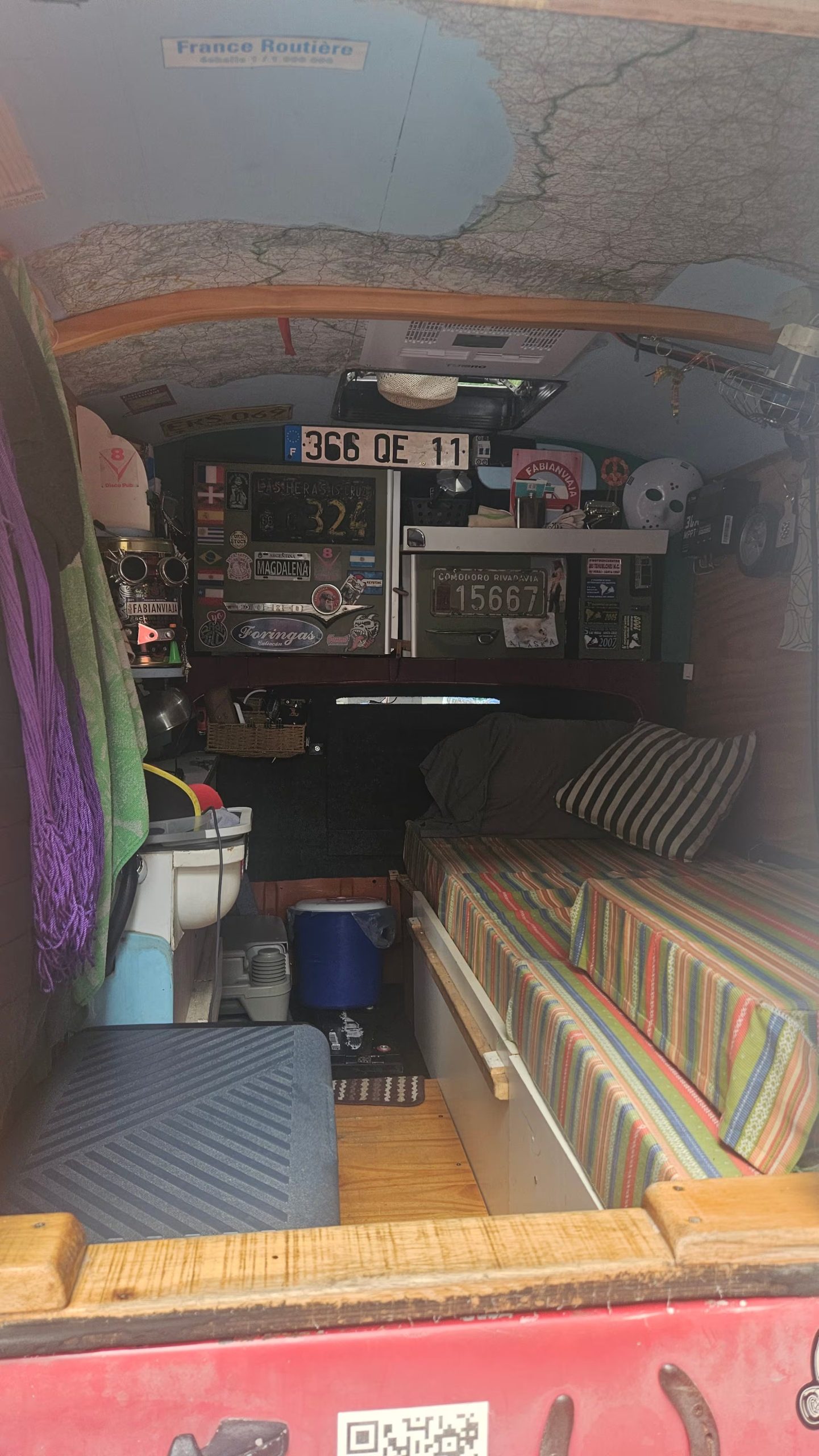 El interior del Falcón Ranchero