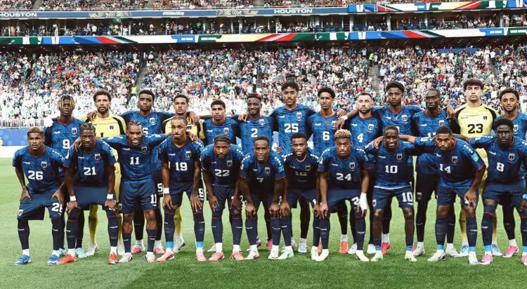 Vozinha es el arquero oficial de la selección de Cabo Verde.