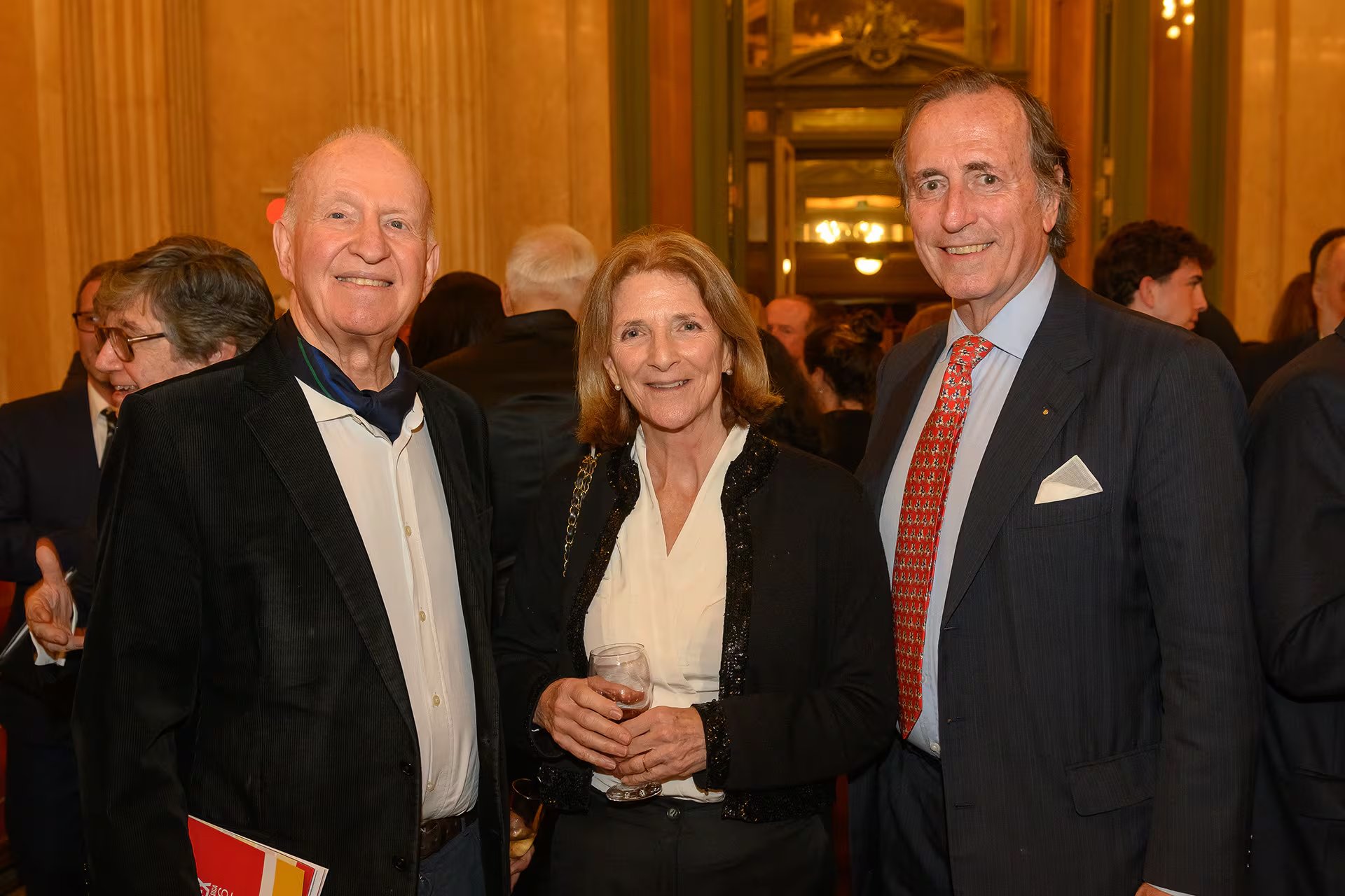 Daniel Sabsay y Juan Javier Negri con su esposa, Teresa Malbrán