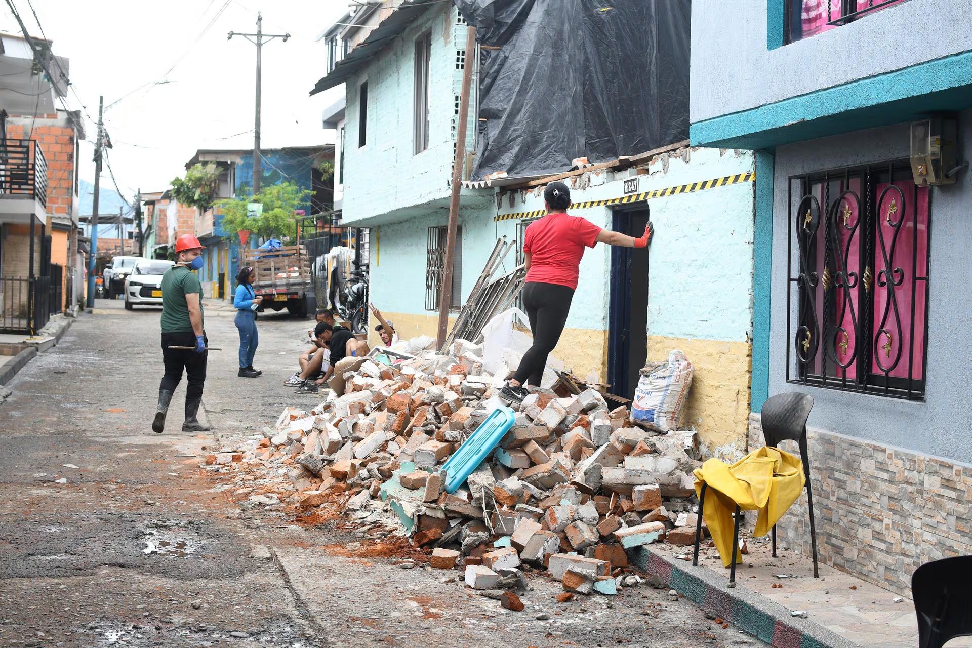 Aumentan a 329 los fallecidos por el terremoto de 7,4 de hace dos semanas en Colombia - crédito Europa Press