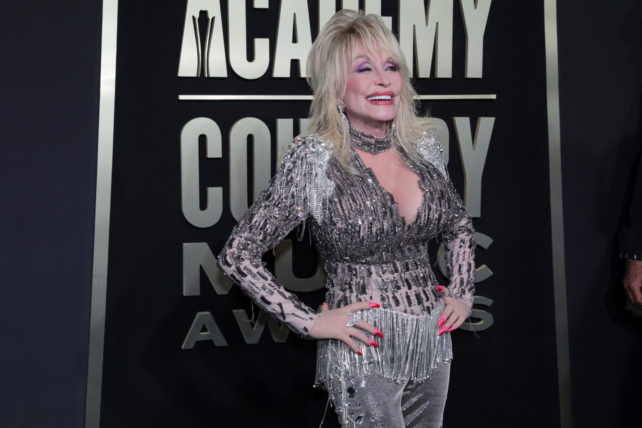 Dolly Parton en la Academia de Música Country Music, Frisco, Texas, 2023 (REUTERS/Shelby Tauber)