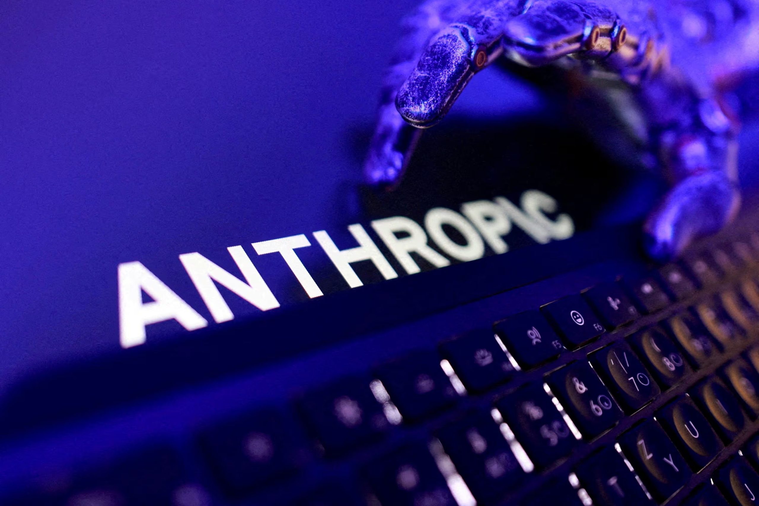 Diferentes modelos de Anthropic presentaron estrategias distintas para resolver conflictos, desde la fuerza hasta la negociación. (Reuters)