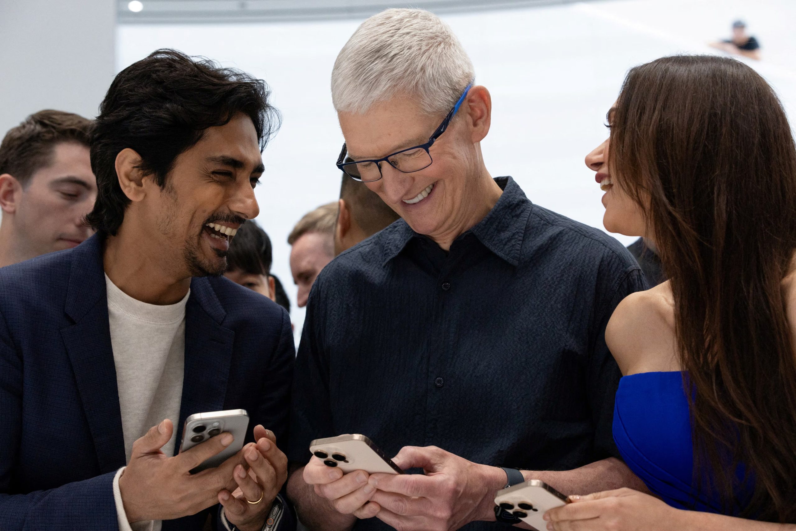 Apple registró en China ventas por USD 18.810 millones, con un alza de 22% tras la aprobación de Apple Intelligence (REUTERS/Manuel Orbegozo/File Photo)