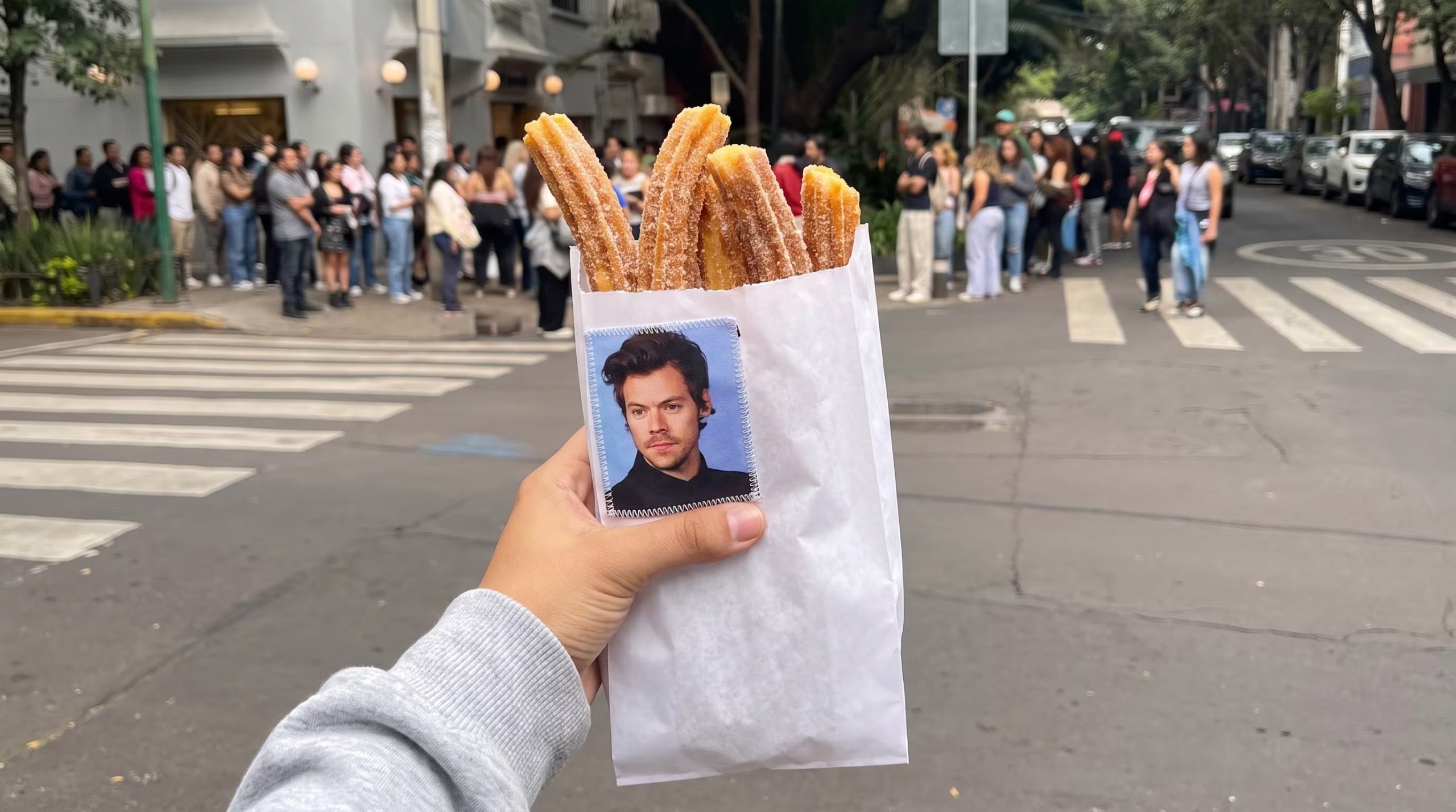 El gesto del cantante para sus fans en CDMX se entrega hasta agotar existencias (Imagen Ilustrativa Infobae)