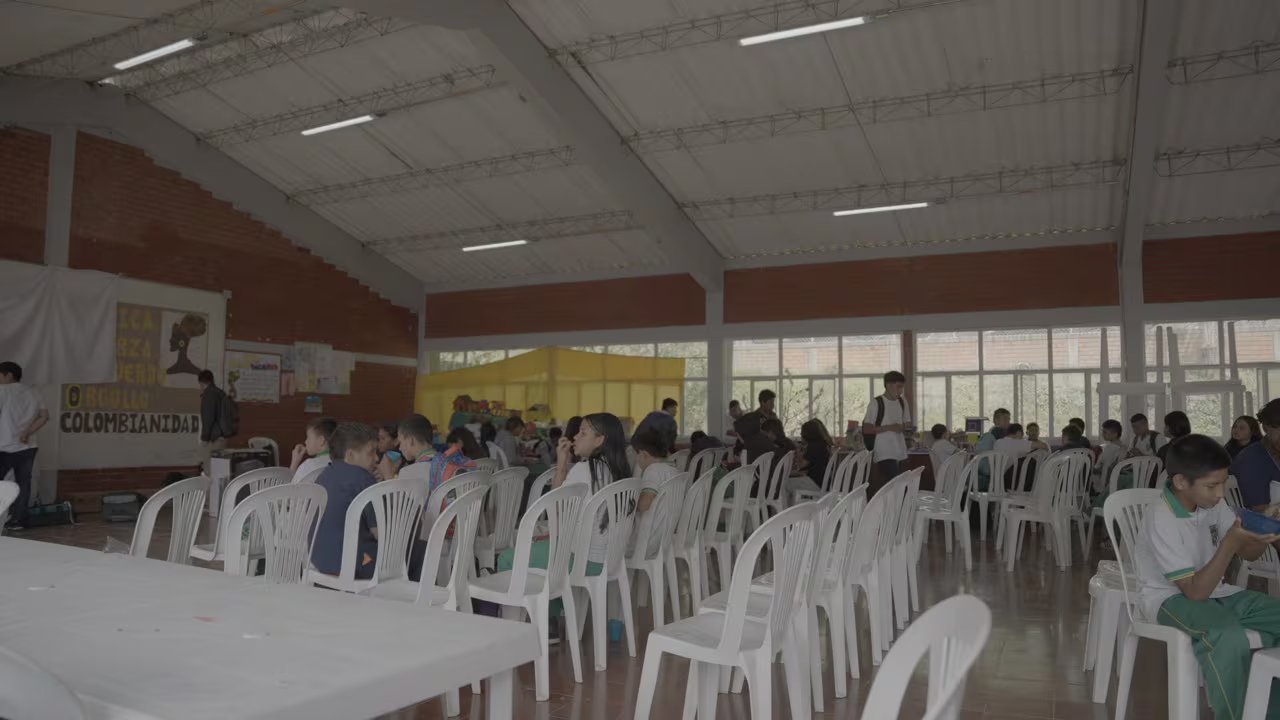 El proyecto se convierte en una herramienta de transformación social, permitiendo que el cambio trascienda lo técnico y se convierta en parte de la identidad colectiva. 

(Volvo)