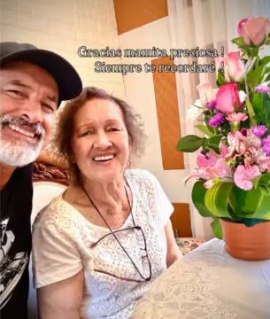 Carlos Alcántara conmueve con mensaje a su madre un día antes de confirmar su fallecimiento. Captura: IG.