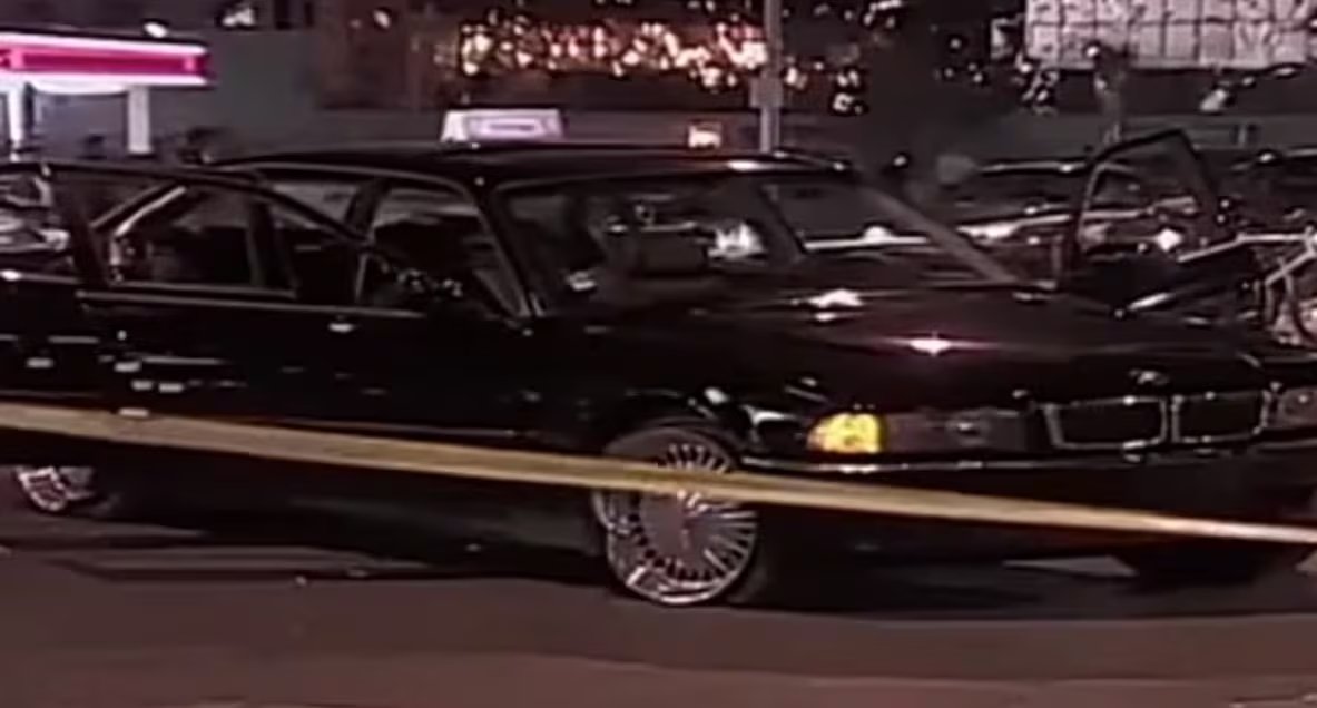 El rapero viajaba junto a Marion “Suge” Knight cuando el vehículo fue interceptado en una avenida de Las Vegas (90sHipHop)