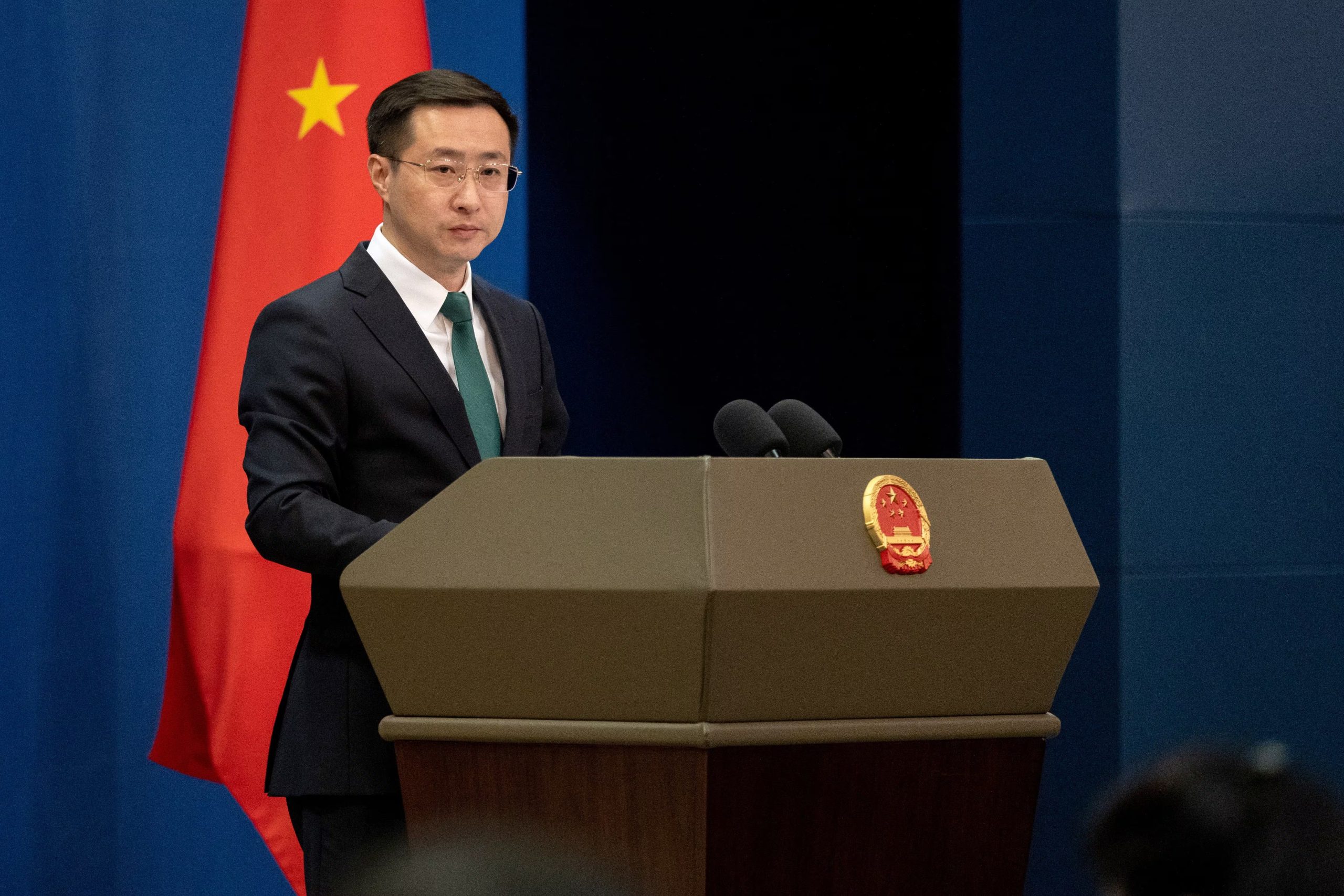 El portavoz del Ministerio chino de Exteriores, Lin Jian (EFE/EPA/JESSICA LEE/Archivo)

