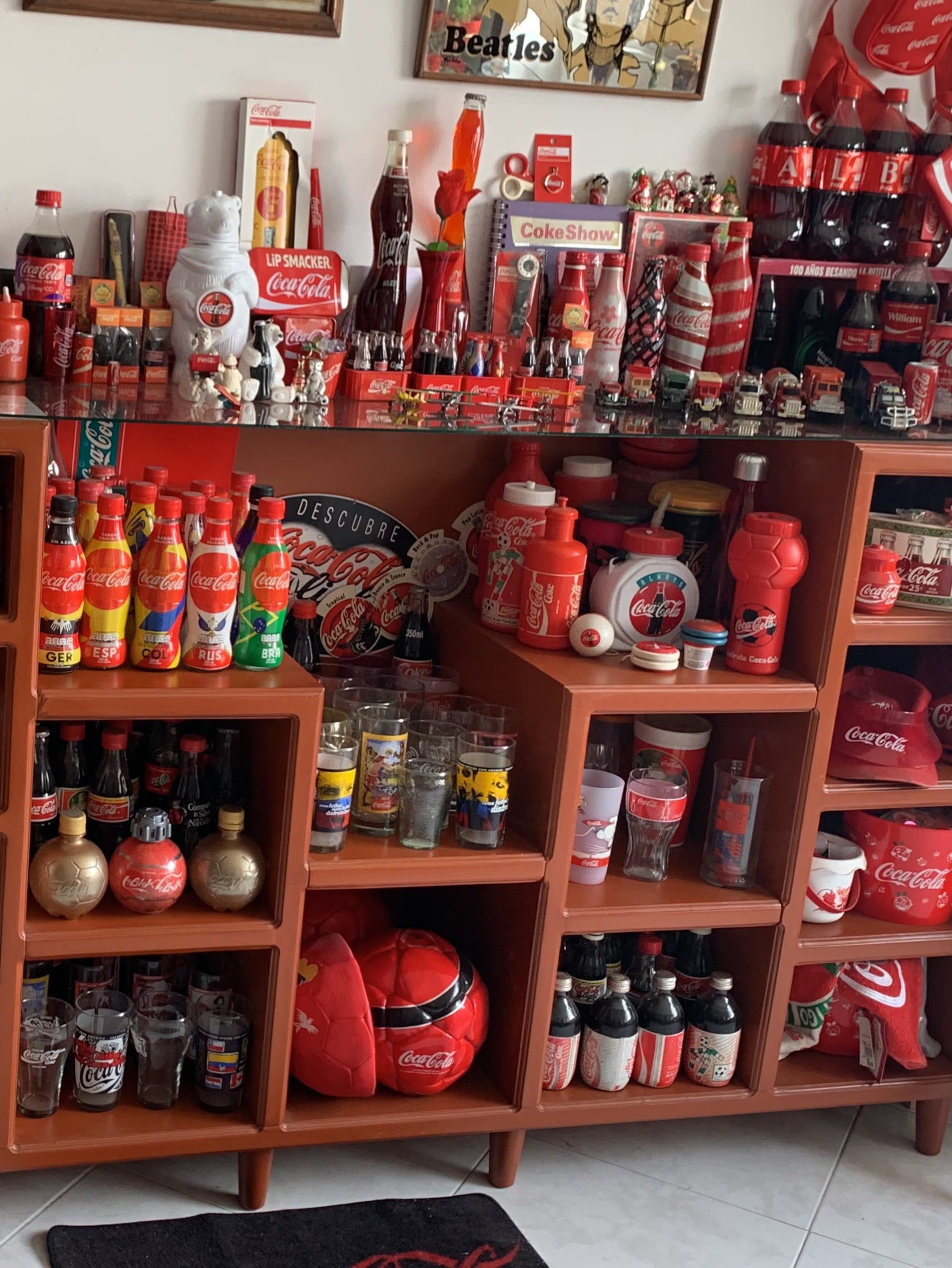 La colección de objetos de Coca-Cola en Pereira representaba casi treinta años de dedicación y recuerdos familiares - crédito albitamurilloperez / Instagram