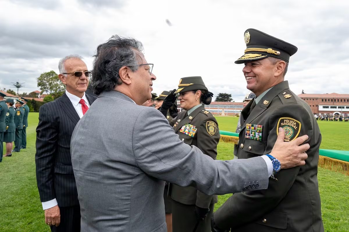 Los denunciantes también advirtieron sobre un posible impacto institucional en la fuerza pública - crédito Presidencia de la República