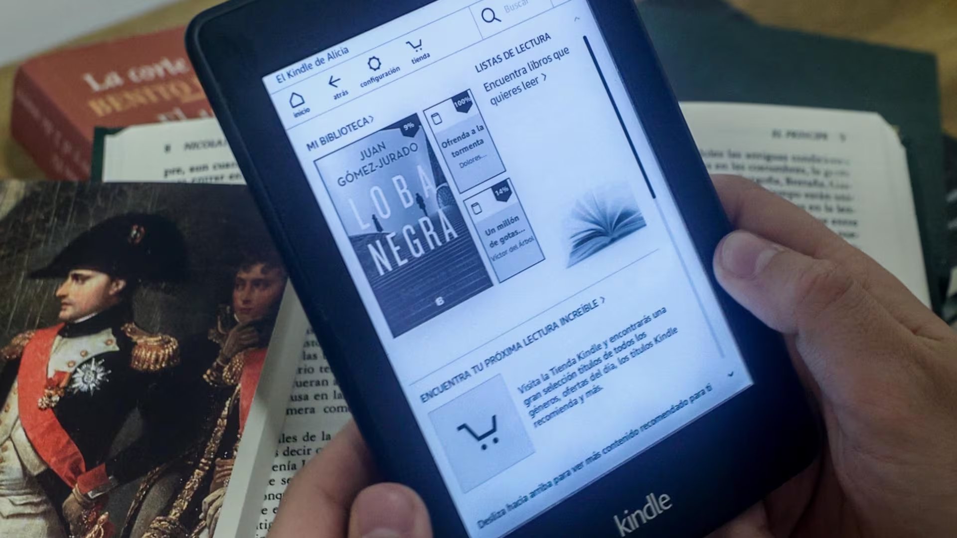Puedes pasar libros al Kindle de Amazon usando cable USB. (Europa Press)