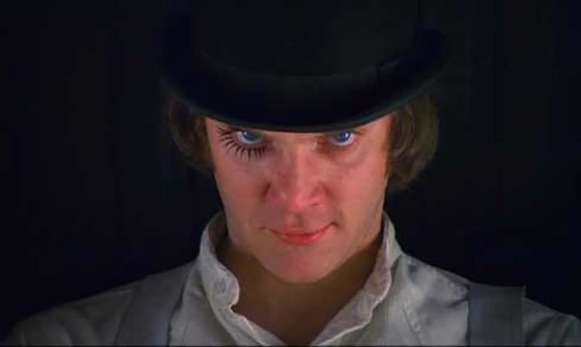Malcolm McDowell, el eterno Alex DeLarge, fue uno de los actores considerados para darle vida al aterrador payaso Pennywise