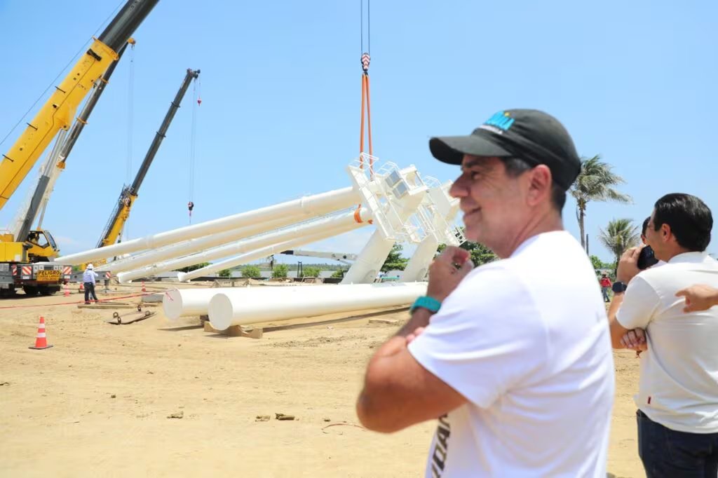 Una denuncia ante la Red de Control de Delitos Financieros (FinCEN) de Estados Unidos puso bajo escrutinio al alcalde de Barranquilla, Alejandro Char, por un presunto soborno de $300 millones pagado en 2018 y por una posible operación de lavado de activos vinculada con Serfinanza, firma del mismo grupo empresarial de Char con conexiones con el sistema financiero estadounidense - crédito Alcaldía de Barranquilla
