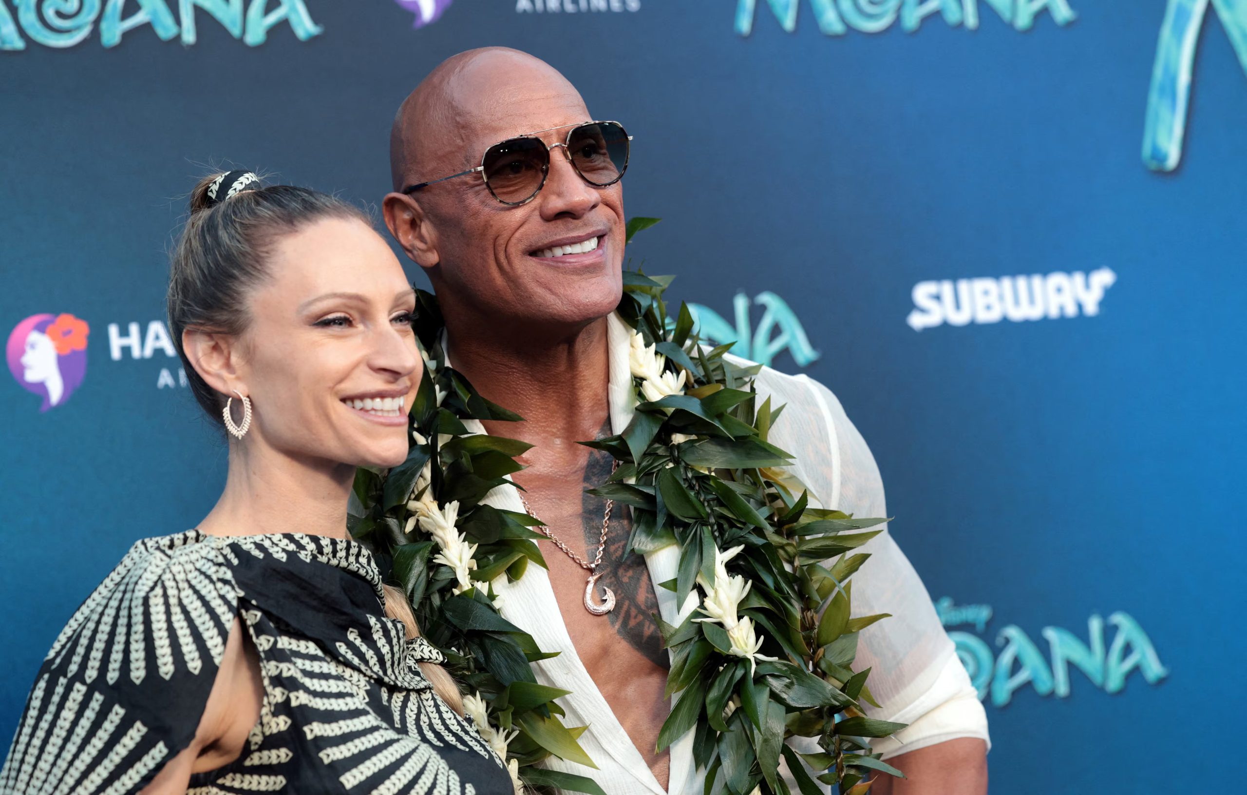 Lauren Hashian, esposa de Johnson, participó como productora ejecutiva del álbum inspirado en la nueva versión de Moana (REUTERS/Mario Anzuoni)