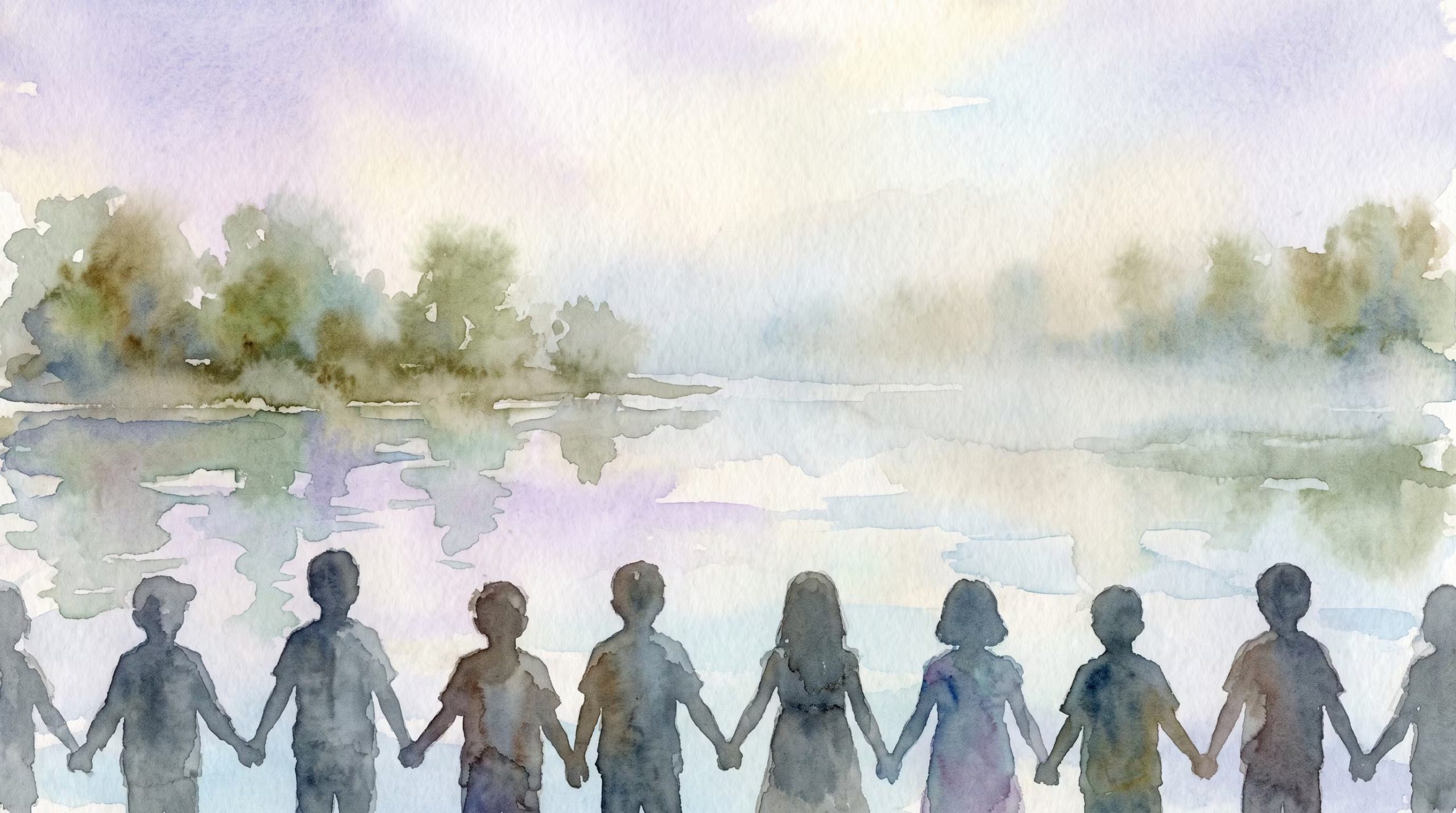 Siluetas infantiles tomadas de la mano observan el río Amatitán al amanecer, con la orilla opuesta cubierta por la neblina que desdibuja una línea de árboles y se refleja en el agua. (Imagen Ilustrativa Infobae)